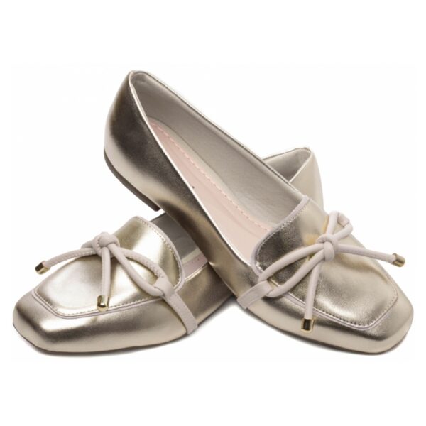 Mocassim Rasteiro Ouro Light com laço
