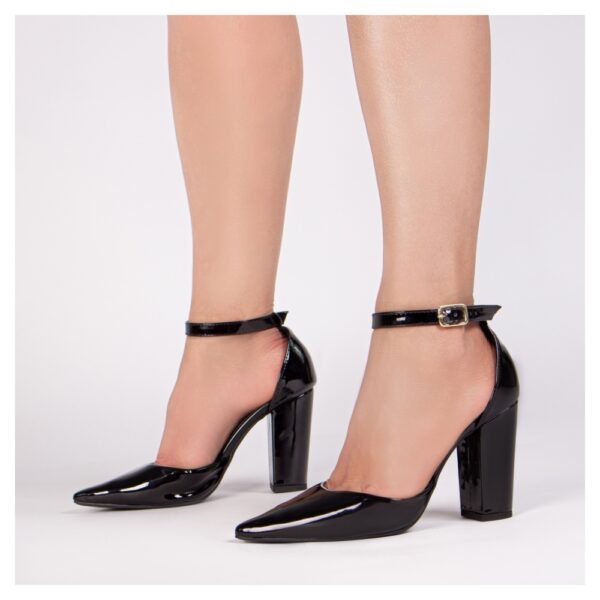 Sapato Scarpin Preto Bico Fino Tanoleira - Imagem 5