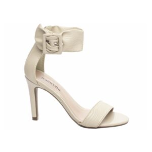 Sandália Feminina Off White com Fivela Tanoleira