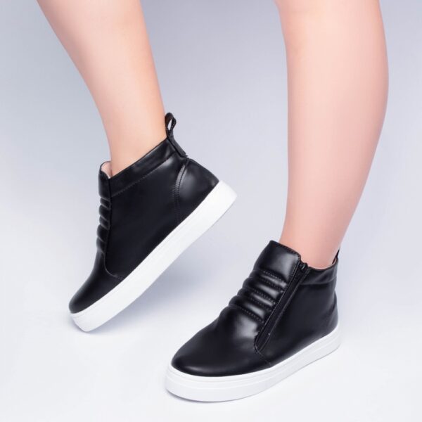 Tênis Feminino Preto Sem Cadarço - Imagem 5