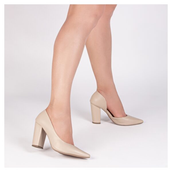 Sapato Scarpin Bege Aberto do Lado - Imagem 5