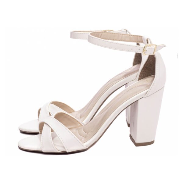 Sandália Feminina Off White com Tanoleira Salto Médio - Imagem 3