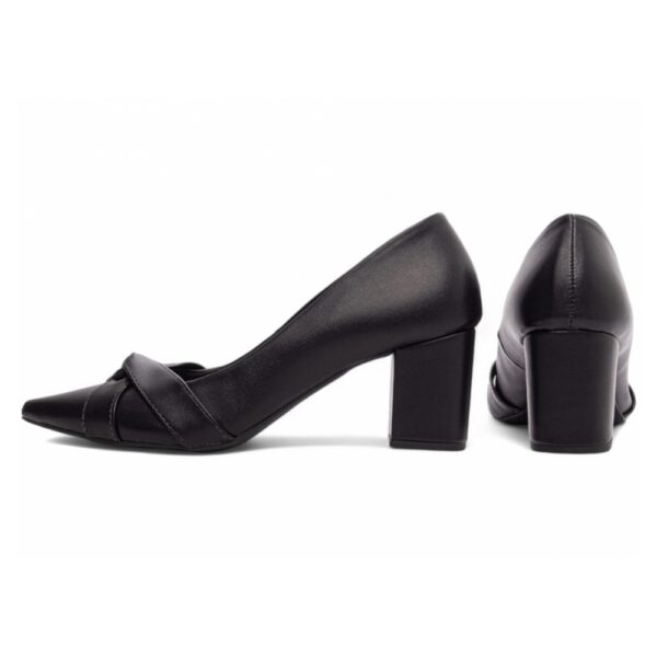 Sapato Scarpin Preto com Tiras em nó - Imagem 2