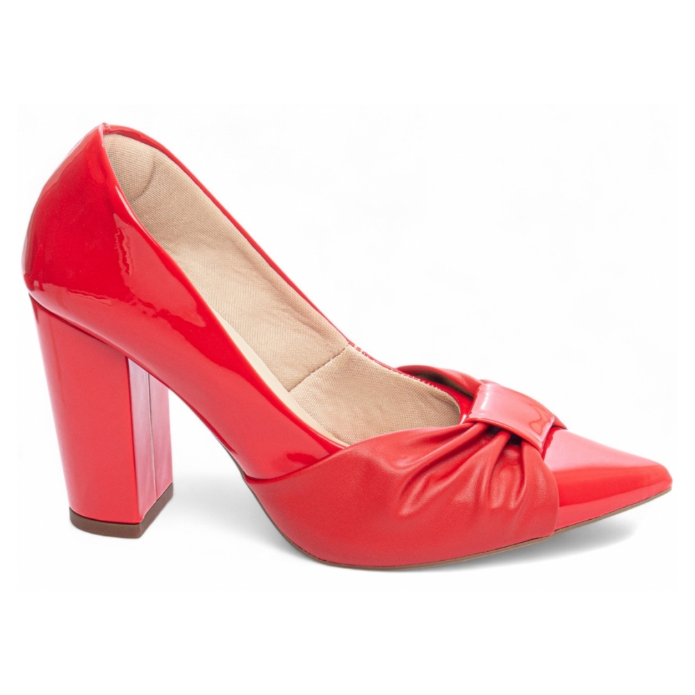 Sapato Scarpin Verniz Vermelho Tiras em Laço