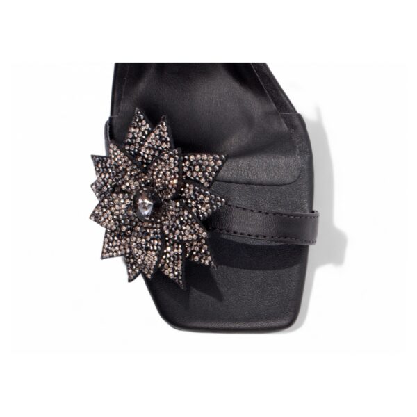 Sandália Preta Flor com Strass - Imagem 6