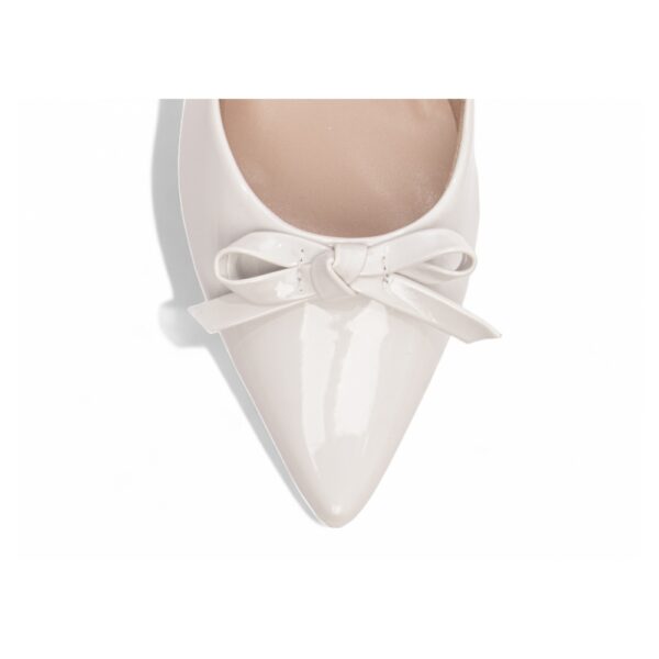 Sapato Scarpin Verniz Branco com Laço - Imagem 6