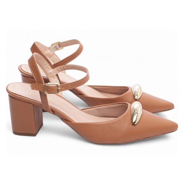 Scarpin Caramelo Fivela de ajuste na cor Dourado - Imagem 4